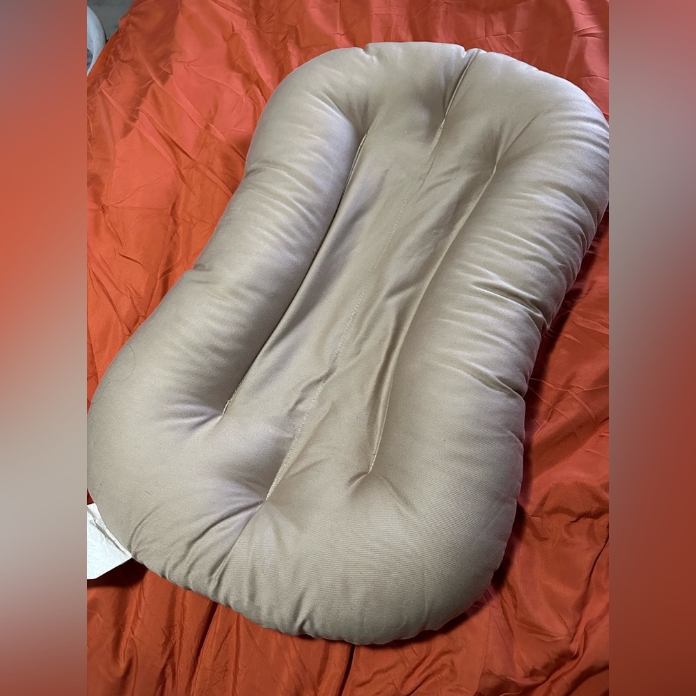 Snuggle me infant organic-used once